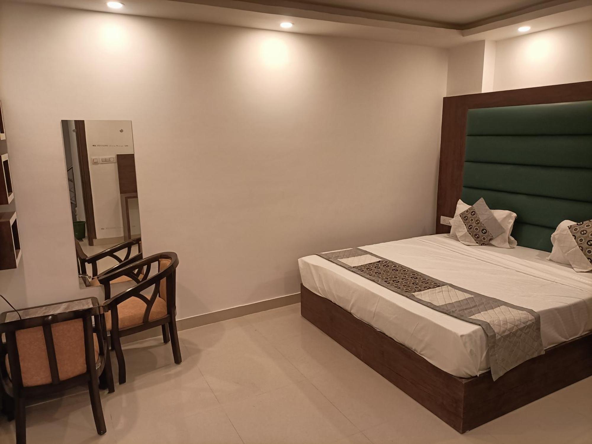 Hotel Vista Premium Tark A Family Hotel Near Igi Airport Delhi Nové Dillí Exteriér fotografie